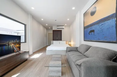 Home by CR Concept in Center City – Foto’s 16